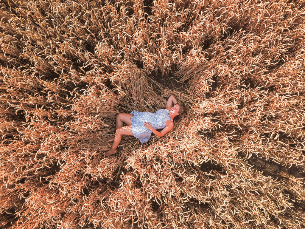 Babybauchshooting Babybauch Schwangerschaftsfotos MaternityPhotography MaternityShoot MomToBe PregnancyGlow BabyBump WunderImBauch MaternityStyle