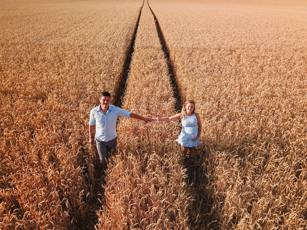 Babybauchshooting Babybauch Schwangerschaftsfotos MaternityPhotography MaternityShoot MomToBe PregnancyGlow BabyBump WunderImBauch MaternityStyle